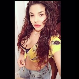 Meet your Posher, Samaia